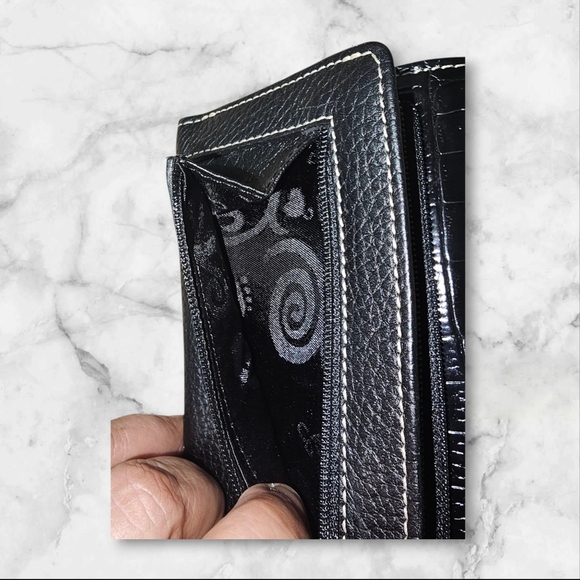 BRIGHTON Black Crossbody Wallet With Detachable Strap - Picture 12 of 12